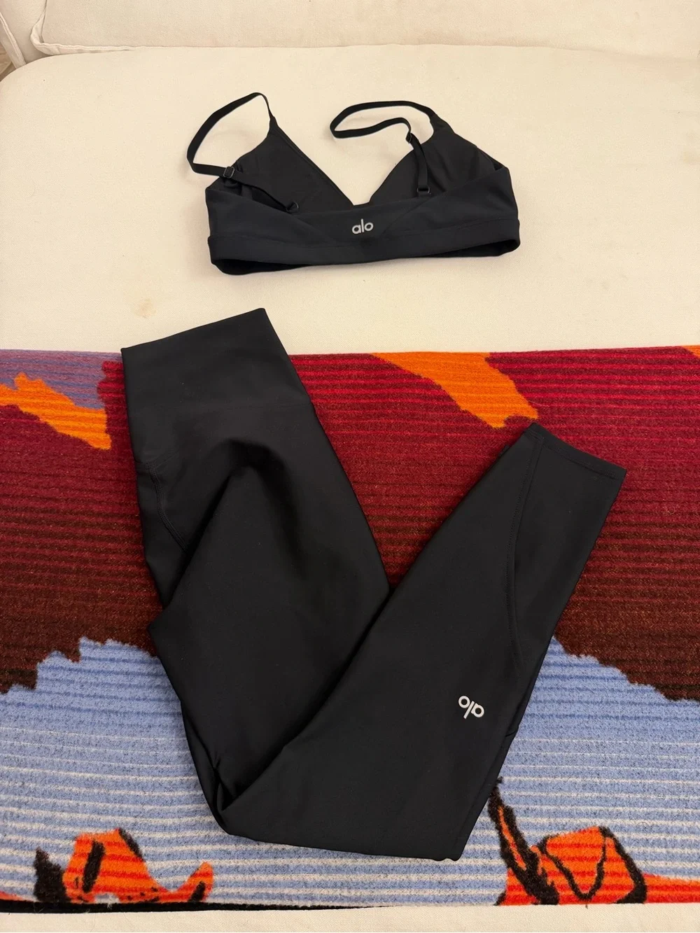 Alo Black Women's High-Waist Leggings and Bralette Set